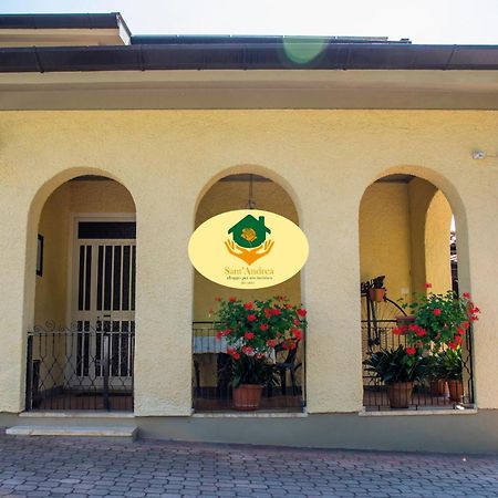 Alloggio Per Uso Turistico Sant'Andrea Lariano Esterno foto