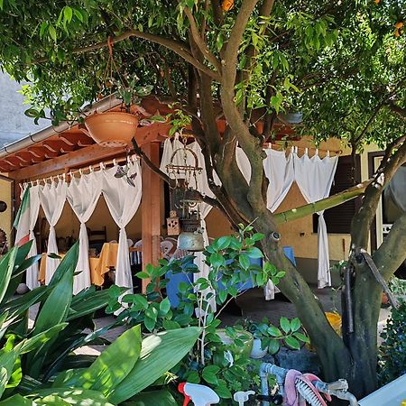 Alloggio Per Uso Turistico Sant'Andrea Lariano Esterno foto